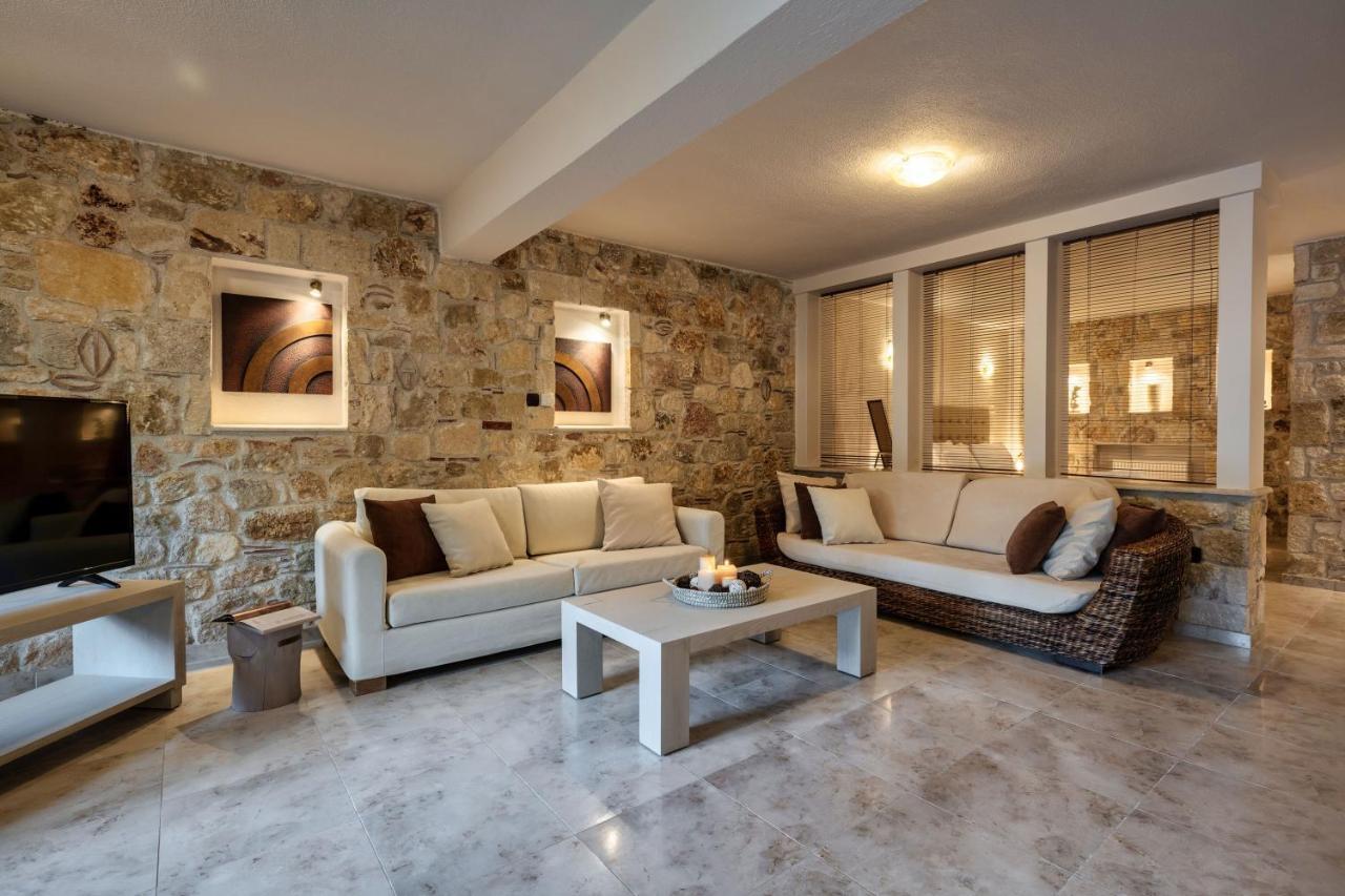 Palmrise Luxury Villas By Travel Pro Services - Nea Skioni Halkidiki Экстерьер фото